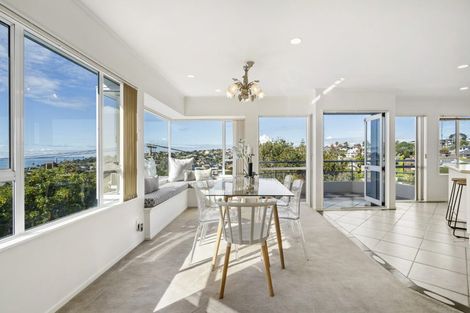 Photo of property in 1/23 Kiteroa Terrace, Rothesay Bay, Auckland, 0630