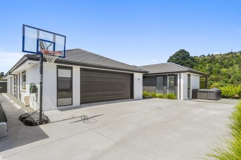 Photo of property in 84 Pakanga Grove, Pyes Pa, Tauranga, 3112