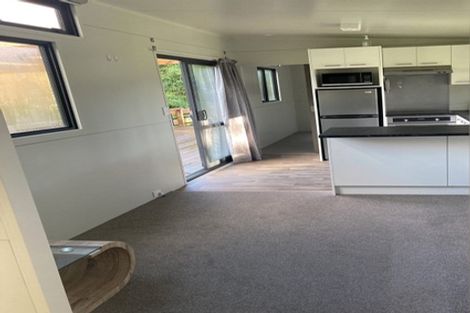 Photo of property in 1/1100a Coast Road, Wainuiomata Coast, Lower Hutt, 5373