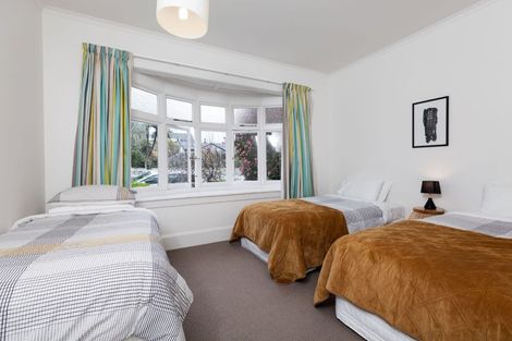 Photo of property in 87 Pendarves Street, New Plymouth, 4310