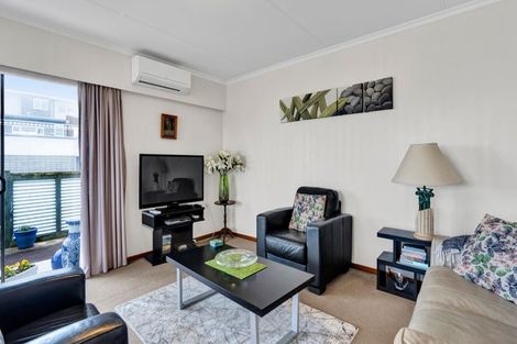 Photo of property in 13 Kowhai Street, Strandon, New Plymouth, 4312