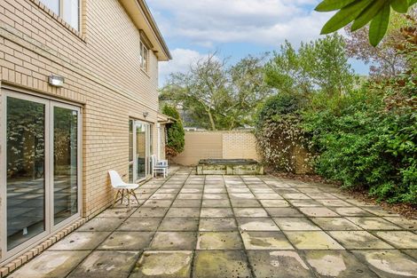 Photo of property in 29 Straven Road, Riccarton, Christchurch, 8011