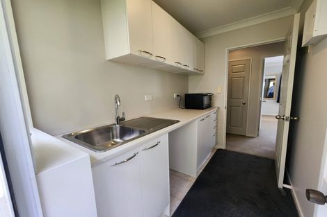 Photo of property in 52 Mccahill Views, Botany Downs, Auckland, 2010