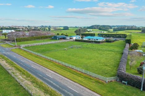 Photo of property in 295 Turuturu Road, Hawera, 4674
