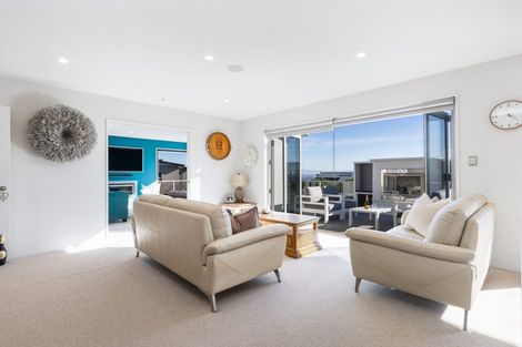 Photo of property in 16 Quarry Hill Terrace, Kennedys Bush, Christchurch, 8025