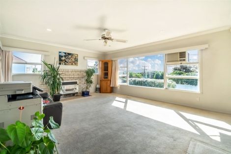 Photo of property in 28 Richmond Avenue, Northcote Point, Auckland, 0627