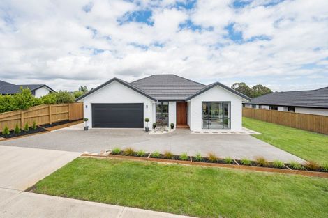 Photo of property in 12 Koi Crescent, Mapua, 7005
