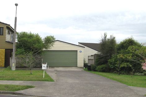 Photo of property in 17 Ebony Place, Massey, Auckland, 0614