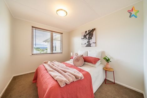 Photo of property in 21 Cherry Blossom Grove, Maungaraki, Lower Hutt, 5010