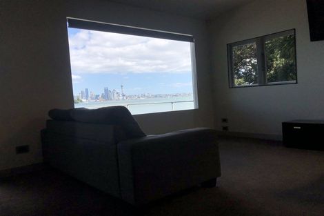 Photo of property in 41 Norwood Road, Bayswater, Auckland, 0622