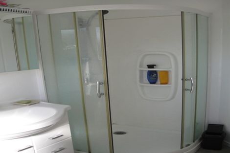 Photo of property in 8a Bowen Street, Cambridge, 3434