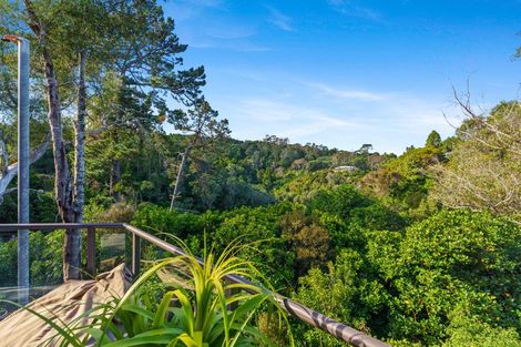 Photo of property in 9 Ferndale Avenue, Leigh, 0985