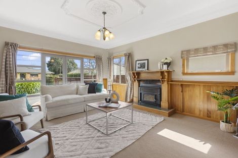 Photo of property in 121 Govett Avenue, Frankleigh Park, New Plymouth, 4310