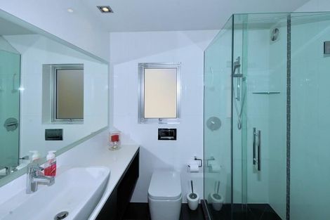 Photo of property in 34a Ocean View Road, Milford, Auckland, 0620