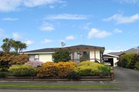 Photo of property in 10 Martin Harvey Street, Levin, 5510