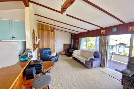 Photo of property in 8 Kendale Drive, Leigh, 0985