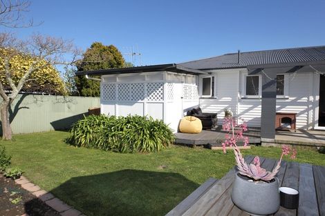 Photo of property in 73 Middle Road, Havelock North, 4130