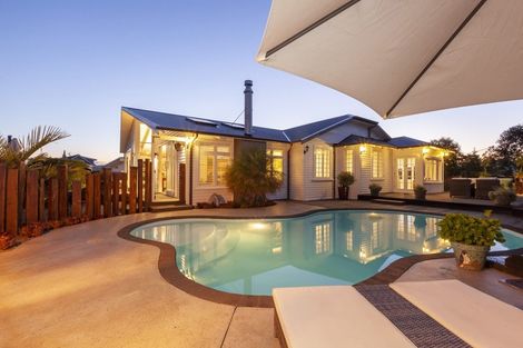 Photo of property in 12-14 Douglas Street, Paraparaumu Beach, Paraparaumu, 5032