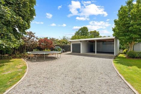 Photo of property in 1 Mahupuku Street, Greytown, 5712