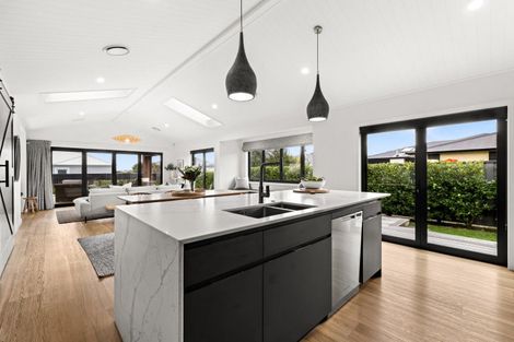 Photo of property in 5 Rich Rise, Havelock North, 4130