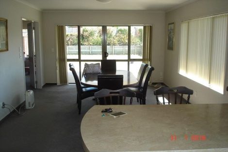 Photo of property in 51 Gandalf Crescent, Paraparaumu, 5032