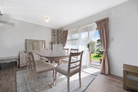 Photo of property in 4a Bedlington Avenue, Manurewa, Auckland, 2102