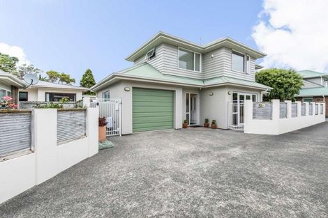 Photo of property in 53a Oxford Street, Tawa, Wellington, 5028