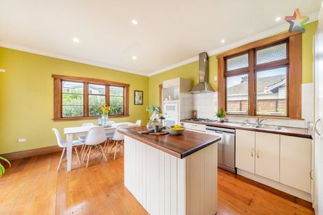 Photo of property in 30 Ludlam Crescent, Woburn, Lower Hutt, 5010