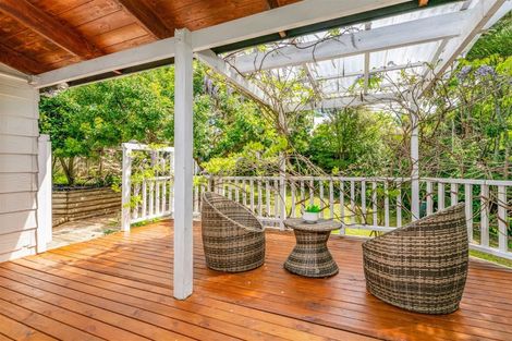 Photo of property in 8 Rhinevale Close, Henderson, Auckland, 0612