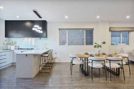 Photo of property in 22 Sunshine Boulevard, Sunnyvale, Auckland, 0612