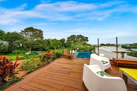 Photo of property in 533 Devon Street West, Blagdon, New Plymouth, 4310