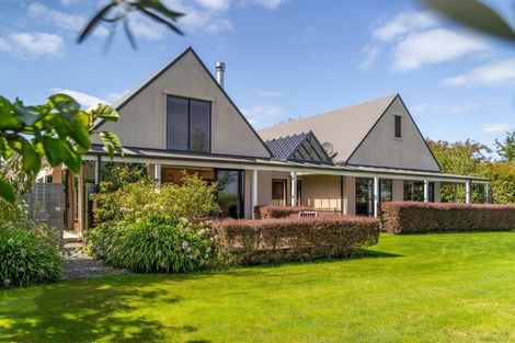 Photo of property in 1 Barlow Road, Martinborough, 5711