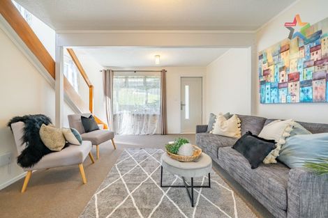 Photo of property in 30b Cypress Drive, Maungaraki, Lower Hutt, 5010