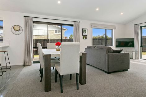 Photo of property in 1/49 Scott Street, Leamington, Cambridge, 3432