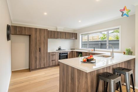 Photo of property in 7 Ford Road, Manor Park, Lower Hutt, 5019