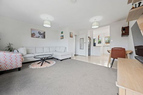 Photo of property in 5/1 Ribblesdale Road, Henderson, Auckland, 0612