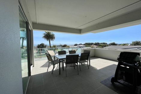 Photo of property in Horizon Apartments, 2/232 Pohutukawa Avenue, Ohope, 3121