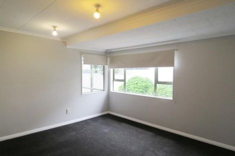 Photo of property in 53 Wallace Place, Westown, New Plymouth, 4310
