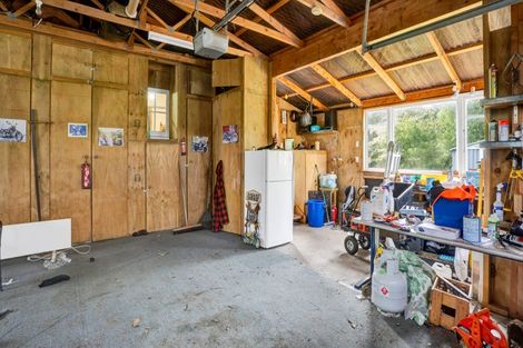 Photo of property in 100 Conway Road, Eltham, 4322