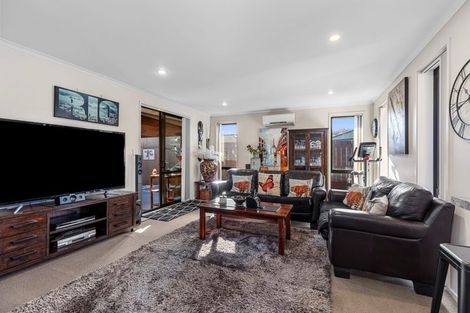 Photo of property in 100 Twin Oak Avenue, Papamoa Beach, Papamoa, 3118