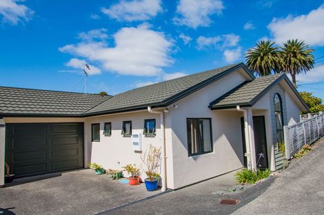 Photo of property in 23/1 Brixton Road, Manly, Whangaparaoa, 0930