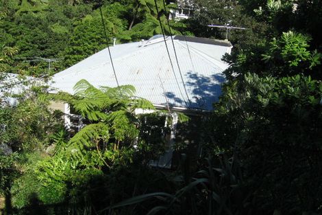 Photo of property in 1/139 Kelburn Parade, Kelburn, Wellington, 6012