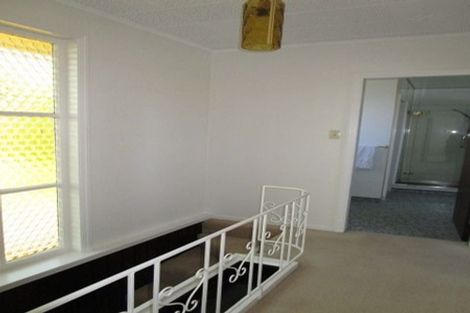 Photo of property in 100 Palatine Terrace, Saint Martins, Christchurch, 8022