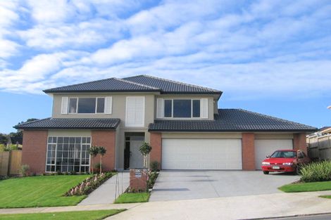 Photo of property in 126 John Brooke Crescent, East Tamaki Heights, Auckland, 2016