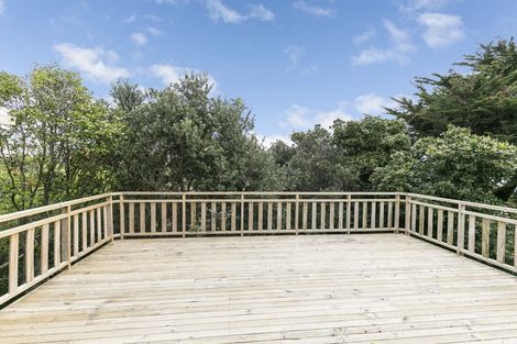 Photo of property in 18 Cassley Crescent, Papakowhai, Porirua, 5024