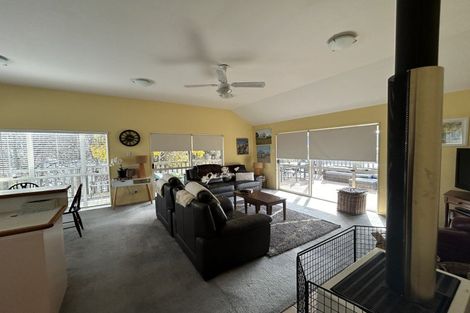 Photo of property in 40 Capell Avenue, Lake Hawea, 9382