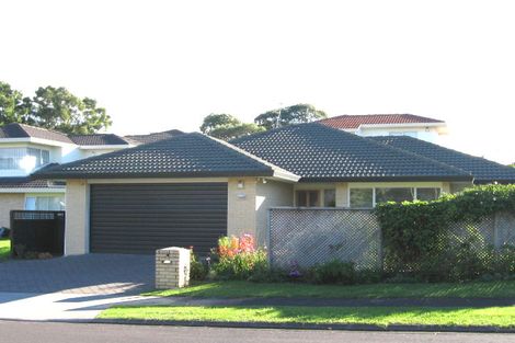 Photo of property in 2/7 Thurston Place, Bucklands Beach, Auckland, 2012