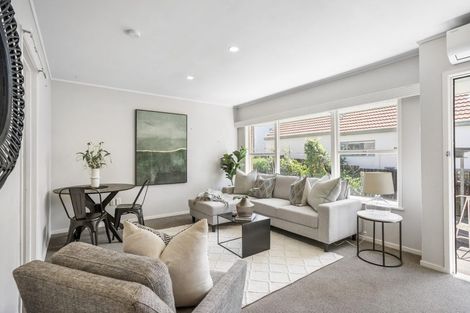 Photo of property in 4/70 Nile Road, Milford, Auckland, 0620