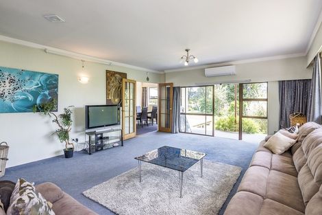 Photo of property in 531 Kawiu Road, Levin, 5572