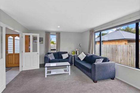 Photo of property in 40a Sawyers Arms Road, Northcote, Christchurch, 8052